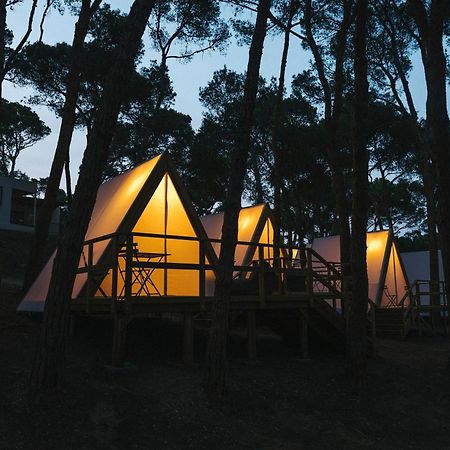 Wecamp Cala Montgo Hotel เลสกาลา ภายนอก รูปภาพ