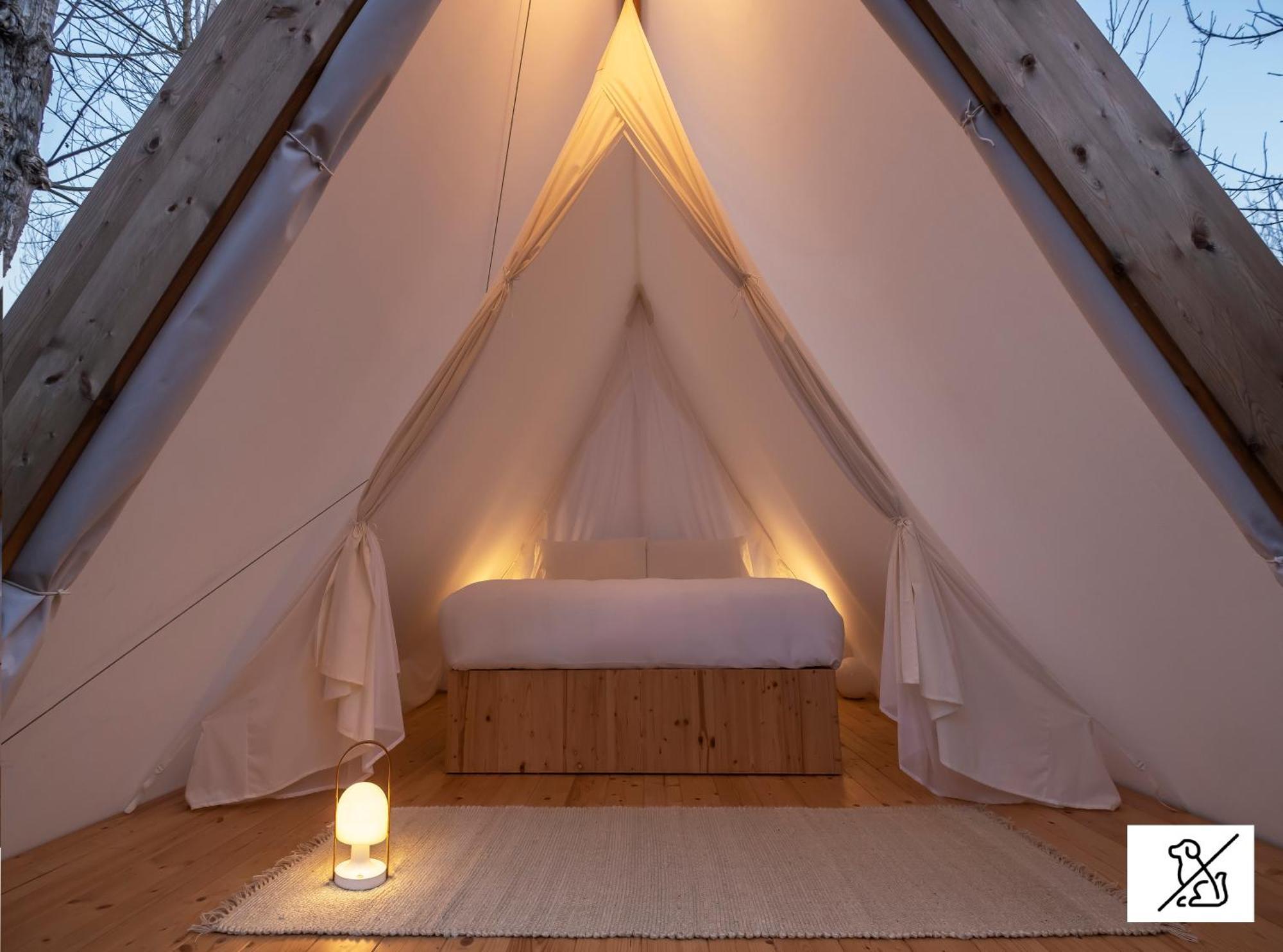 Wecamp Cala Montgo Hotel เลสกาลา ภายนอก รูปภาพ