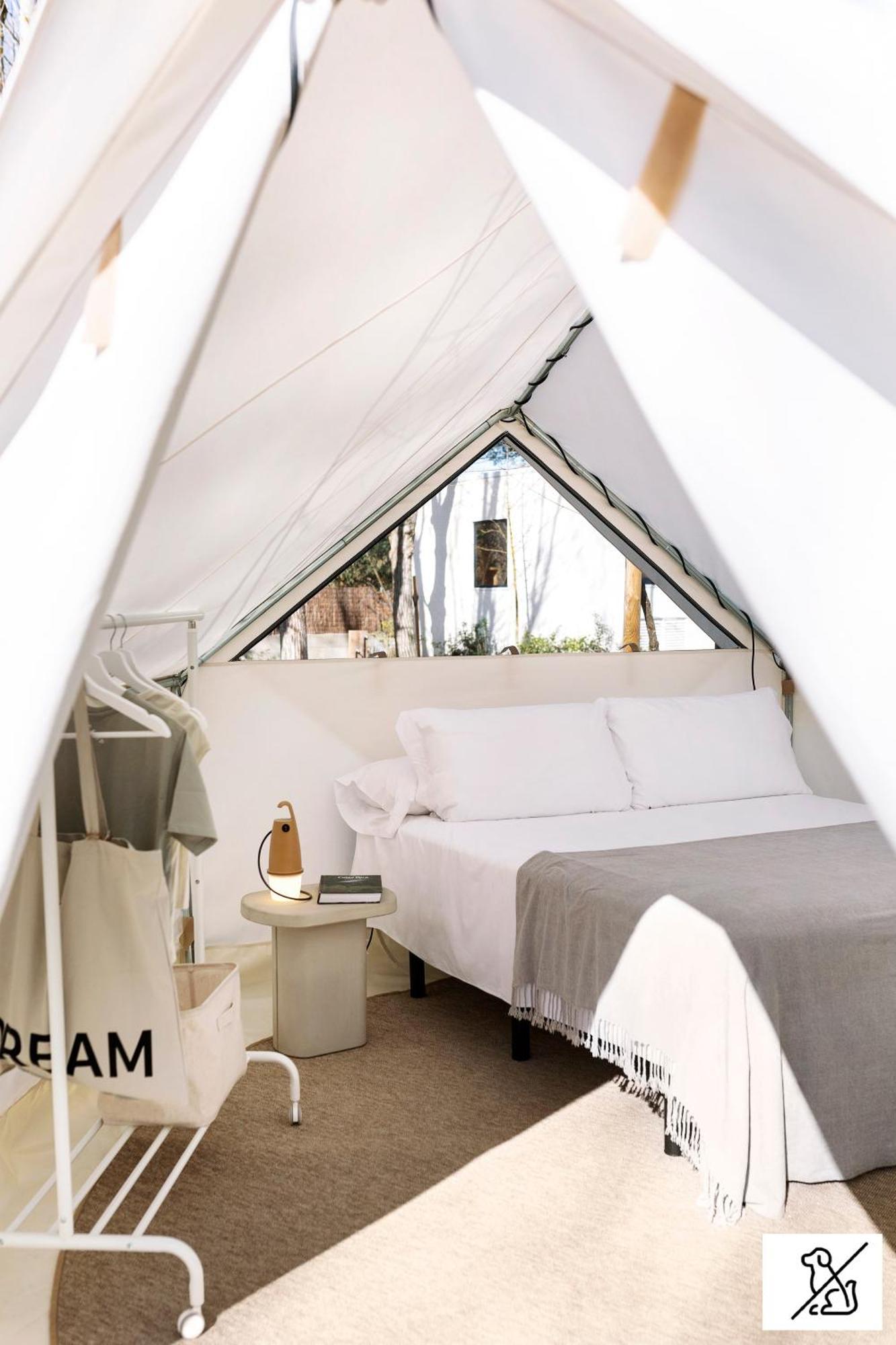 Wecamp Cala Montgo Hotel เลสกาลา ภายนอก รูปภาพ