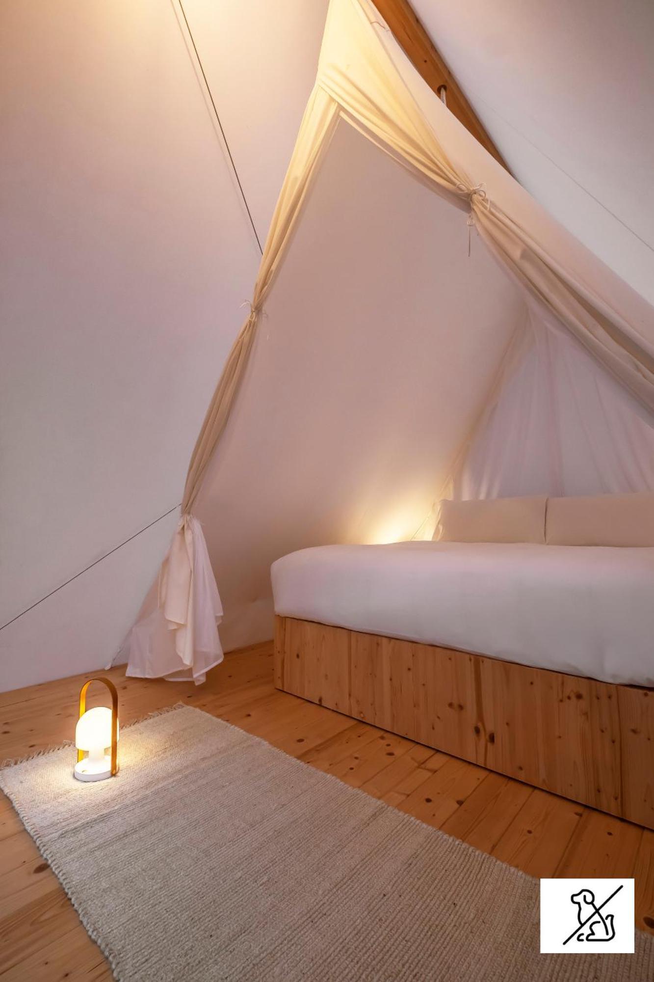 Wecamp Cala Montgo Hotel เลสกาลา ภายนอก รูปภาพ